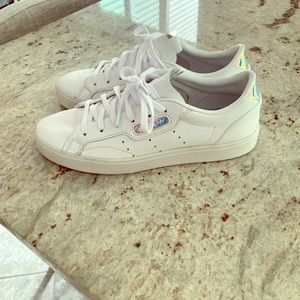 Adidas sleek sneakers